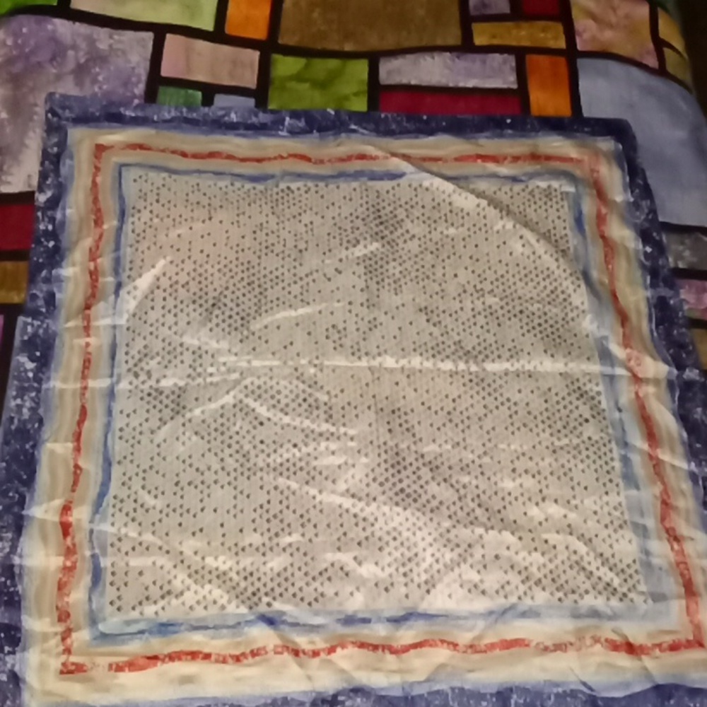 26'' satin square scarf - no brand
